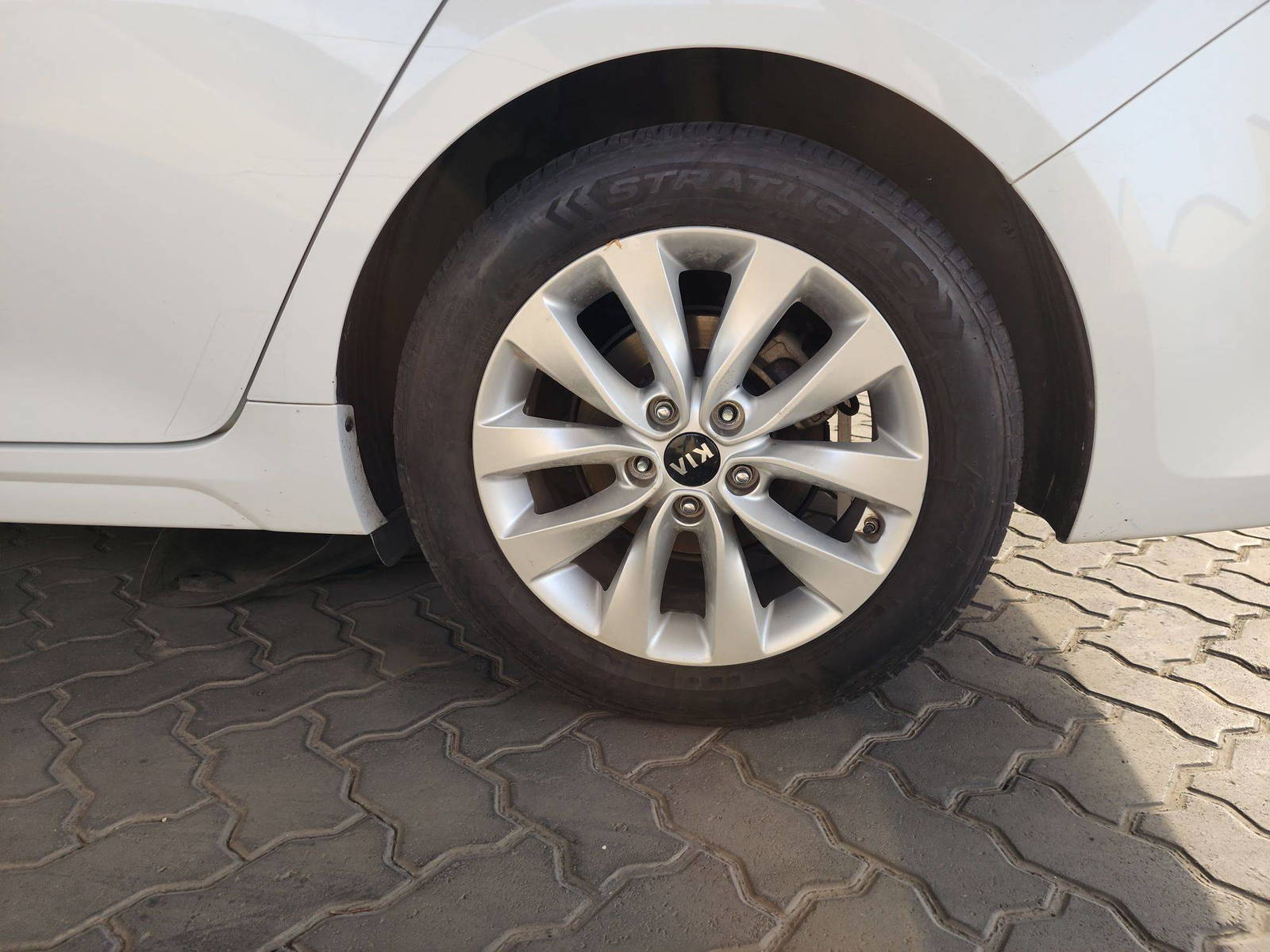 2018 KIA OPTIMA — 110099 Miles — Lot 59430714 — Souq - Marhaba Auctions Used Cars - Image 11