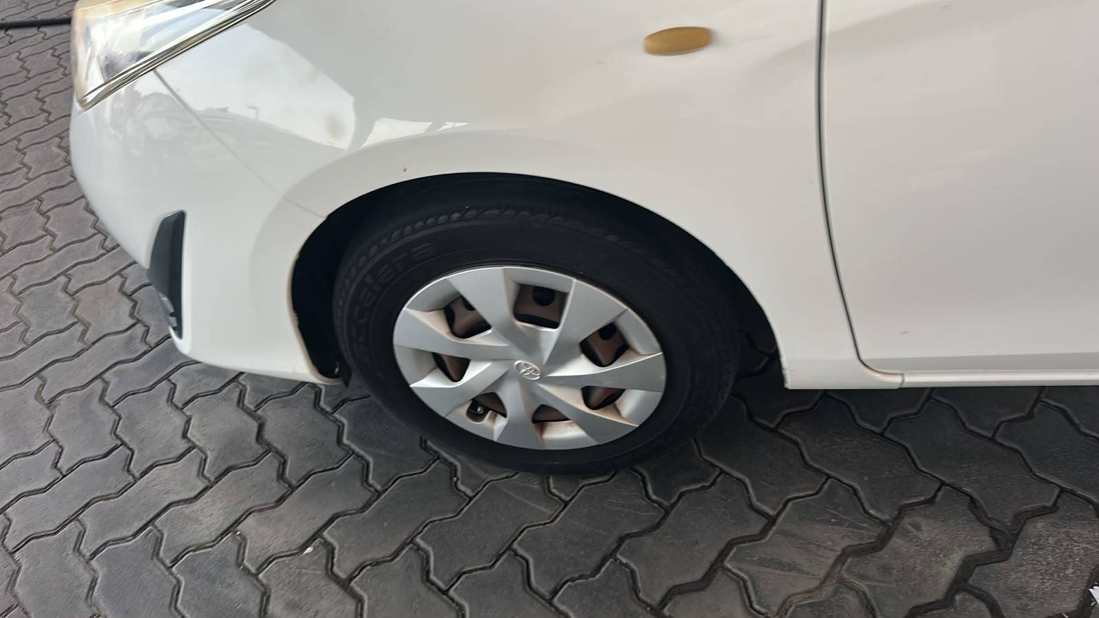 2019 TOYOTA YARIS — sold — 157550 KM — Lot 7K2058076 — Souq - Marhaba Auctions Used Cars - Image 9