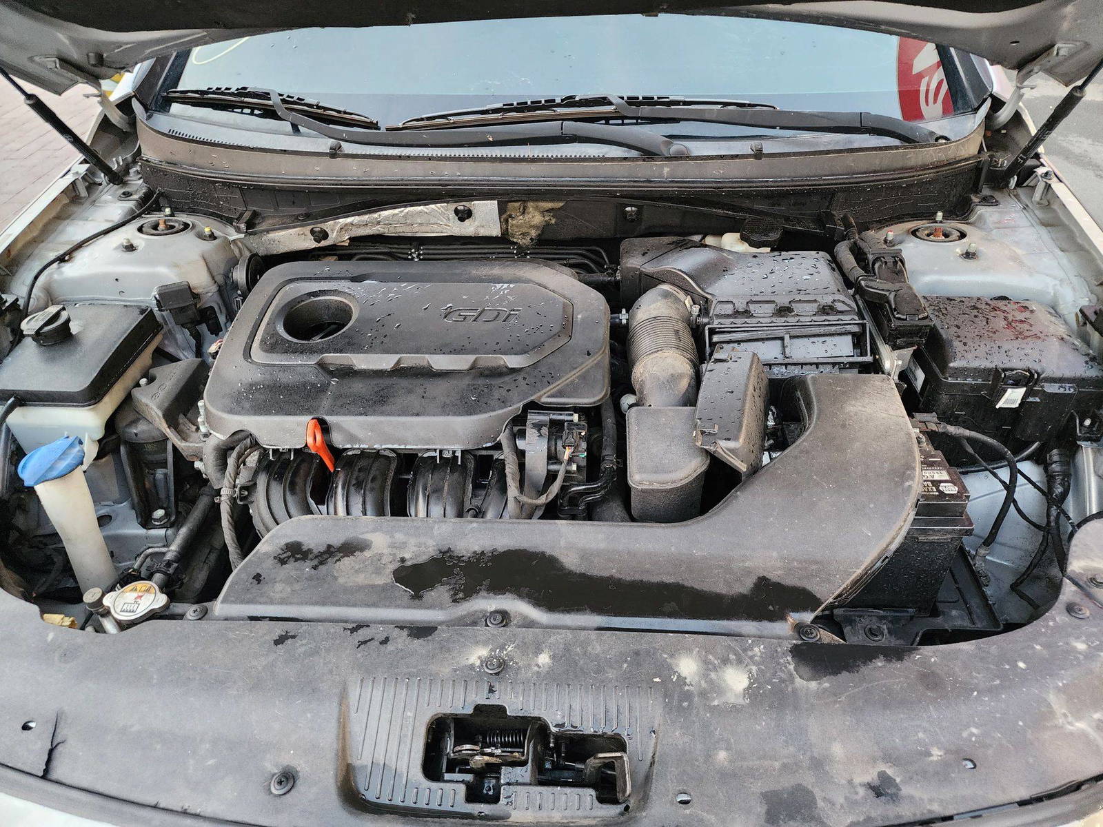 2015 HYUNDAI SONATA — 95974 Miles — Lot 50819894 — Souq - Marhaba Auctions Used Cars - Image 6