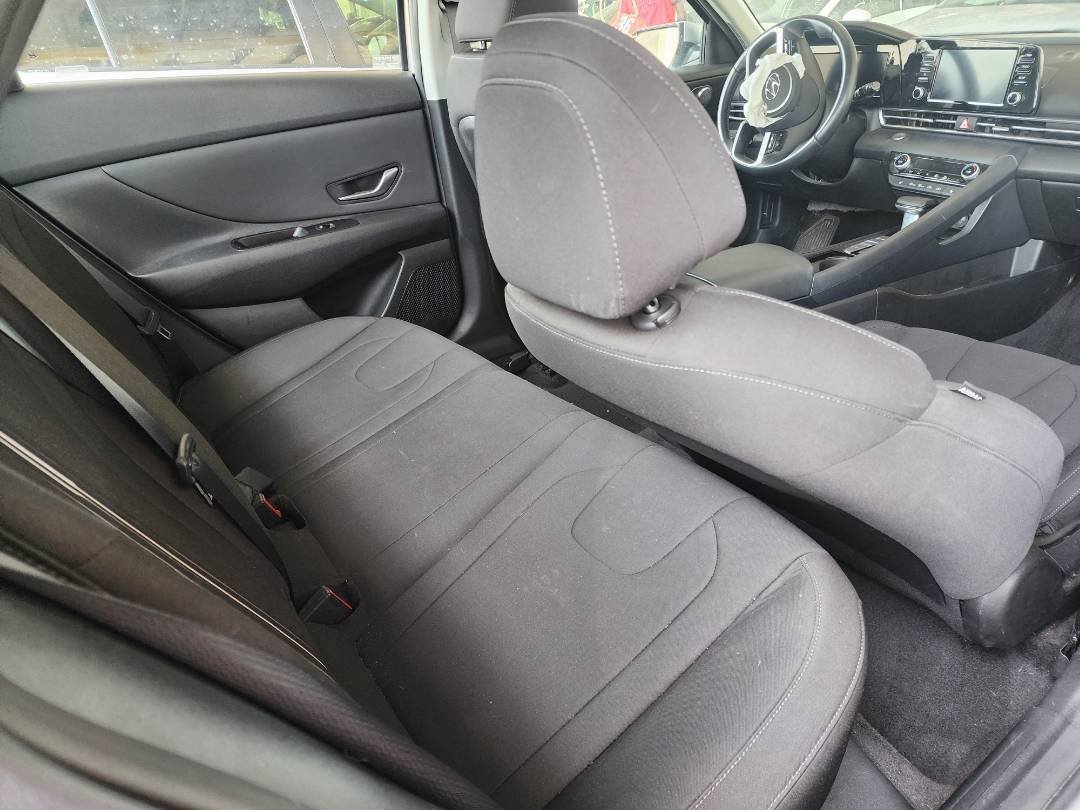 2021 HYUNDAI ELANTRA — 30290 Miles — Lot 38092584 - Marhaba Auctions Used Cars - Image 9