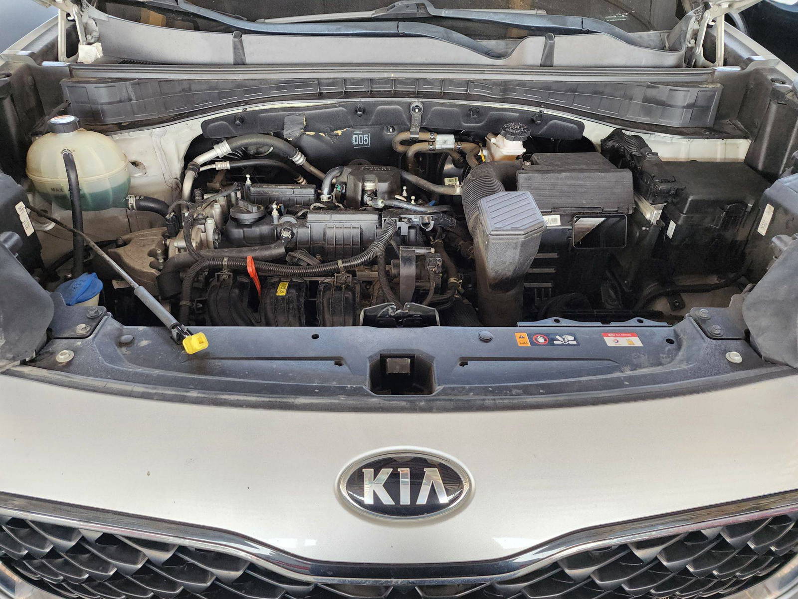 2020 KIA SPORTAGE — 70767 Miles — Lot 54283074 — Souq - Marhaba Auctions Used Cars - Image 11