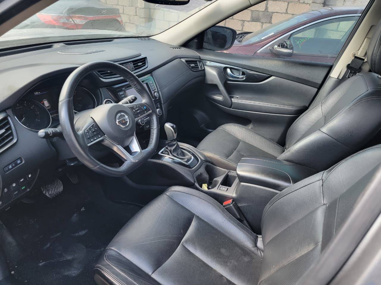 2018 NISSAN ROGUE — 124155 Miles — Lot W489686 — Main - Marhaba Auctions Used Cars - Image 8