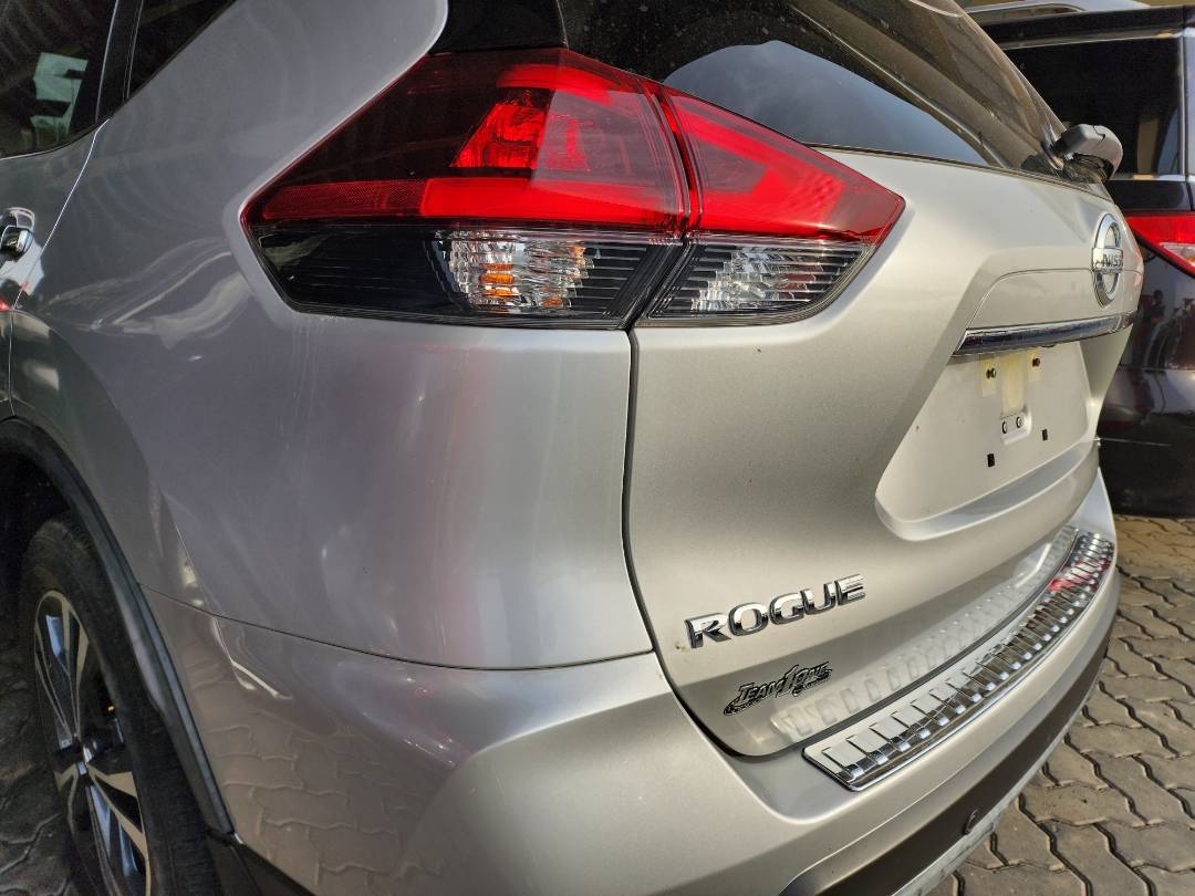 2020 NISSAN ROGUE — 25356 Miles — Lot 80181073 - Marhaba Auctions Used Cars - Image 3