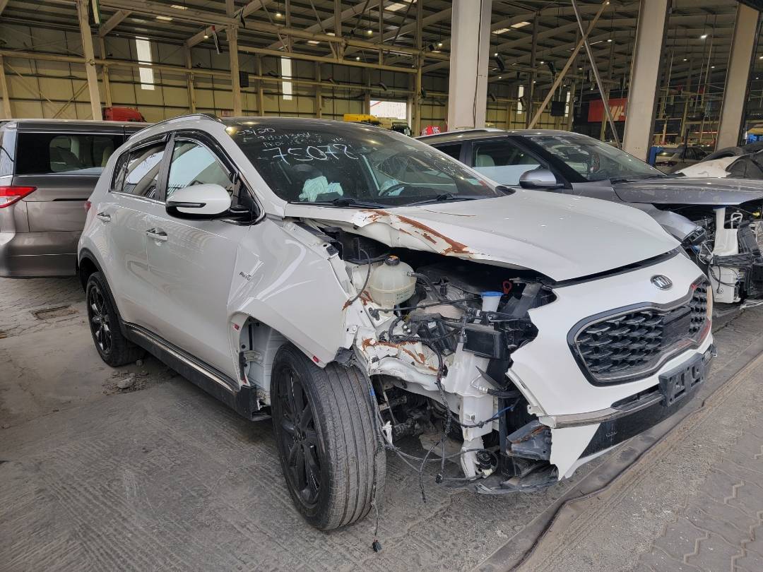 2020 KIA SPORTAGE — 38105 Miles — Lot C6L7750781 — Main - Marhaba Auctions Used Cars - Image 4