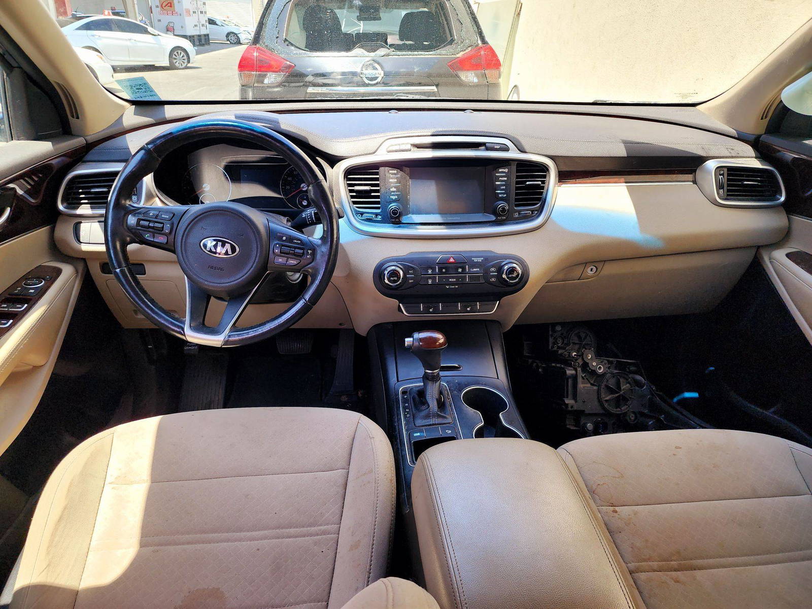 2017 KIA SORENTO — 118172 Miles — Lot XHG214798 — Main - Marhaba Auctions Used Cars - Image 7