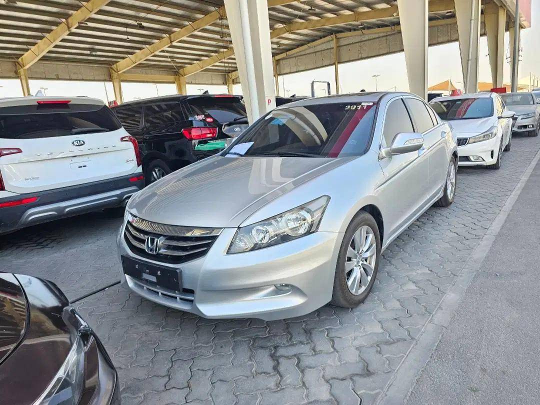 2011 HONDA ACCORD — 88298 KM — Lot 0BC200990 — Souq - Marhaba Auctions Used Cars - Image 4