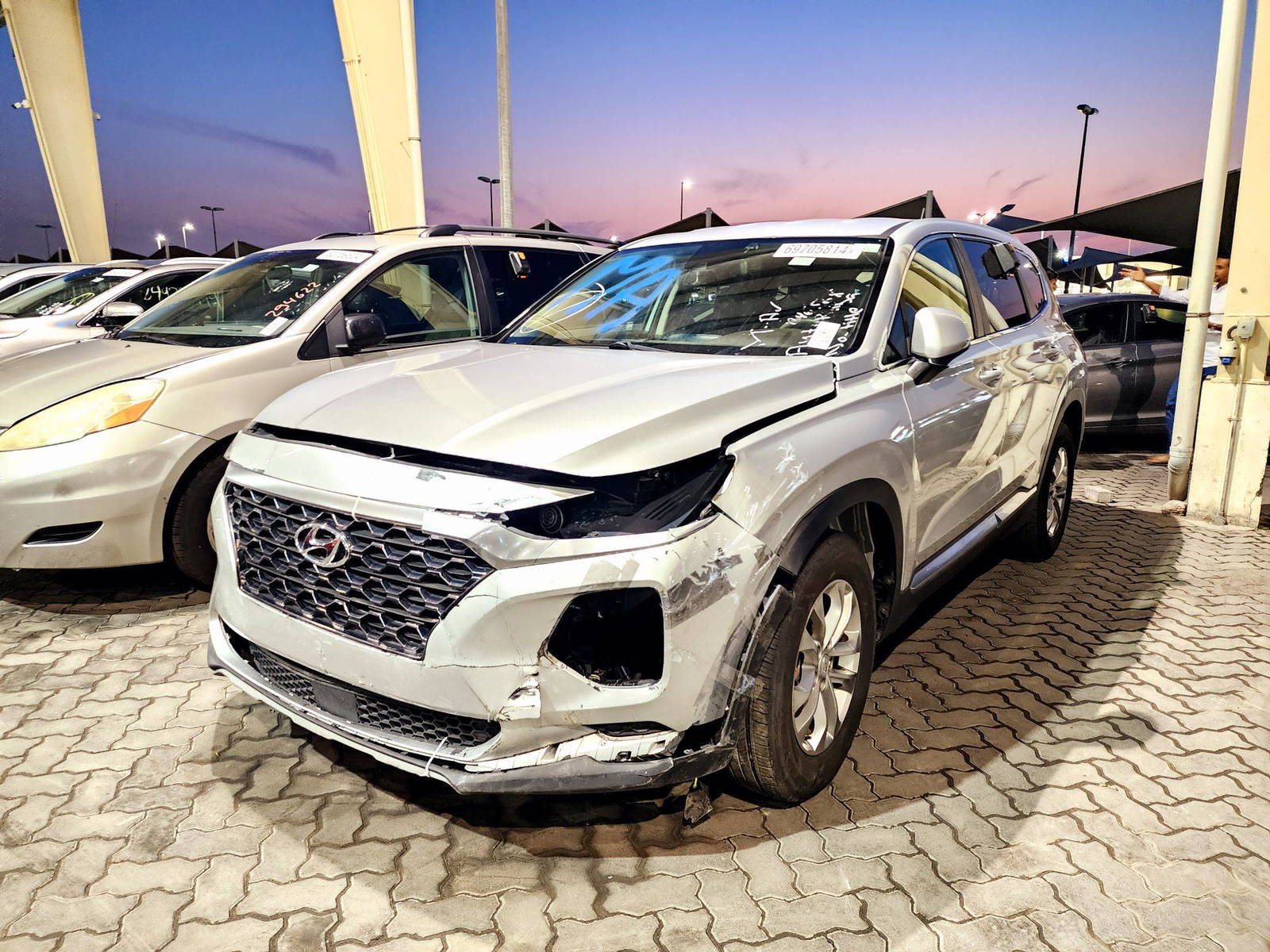 2019 HYUNDAI SANTA FE — 91057 Miles — Lot AD3KH096568 — Souq - Marhaba Auctions Used Cars - Image 4