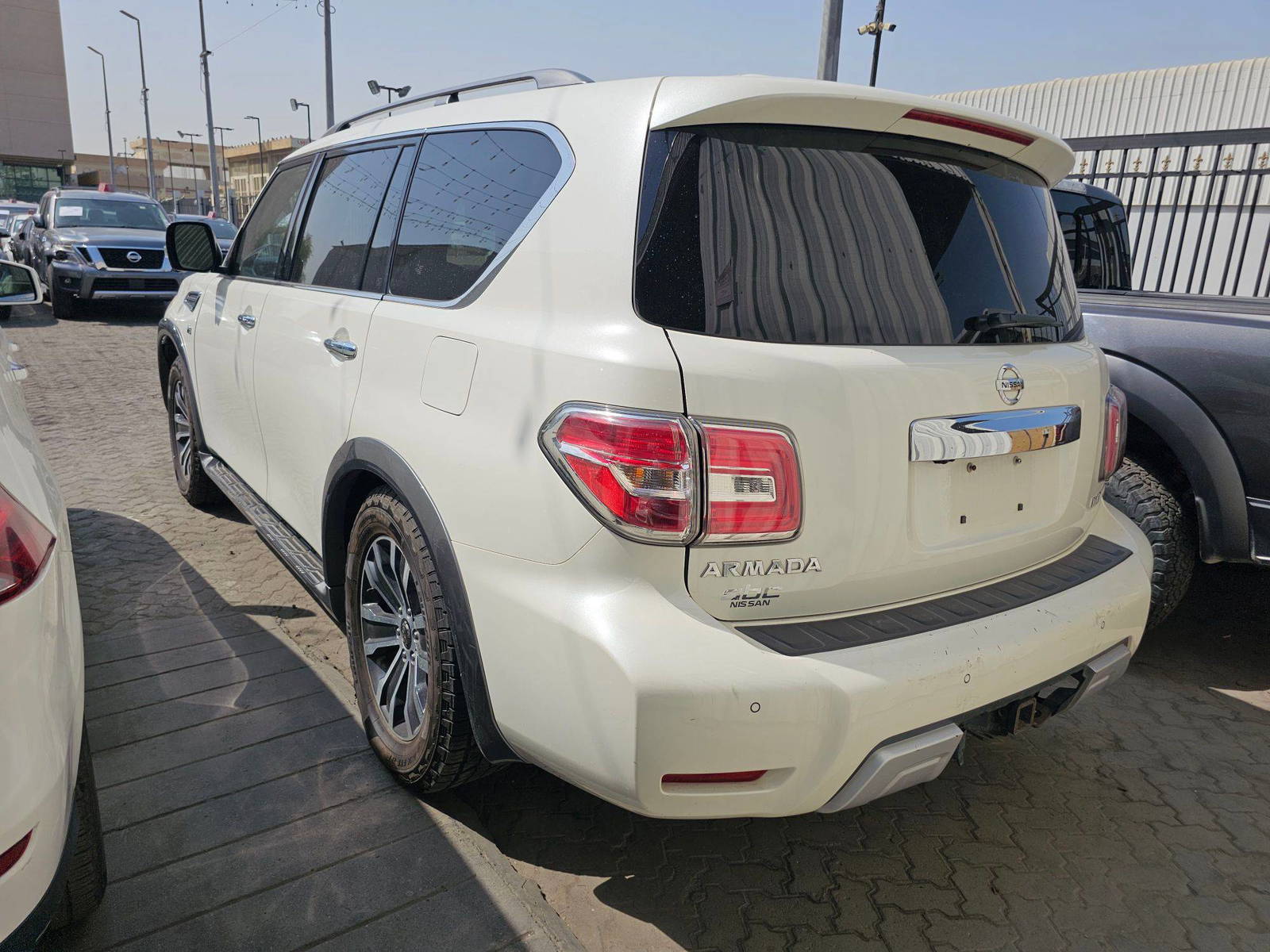 2017 NISSAN ARMADA — 155478 Miles — Lot 94833655 — Main - Marhaba Auctions Used Cars - Image 5