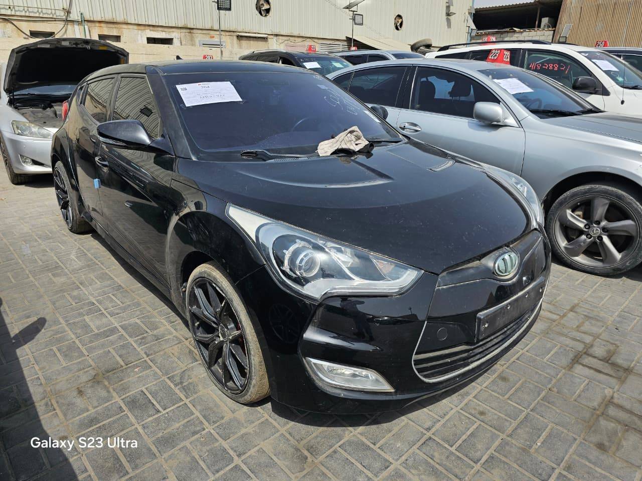 2014 HYUNDAI VELOSTER — 62368 KM — Lot 193749 — Ind. 12 - Marhaba Auctions Used Cars - Image 3