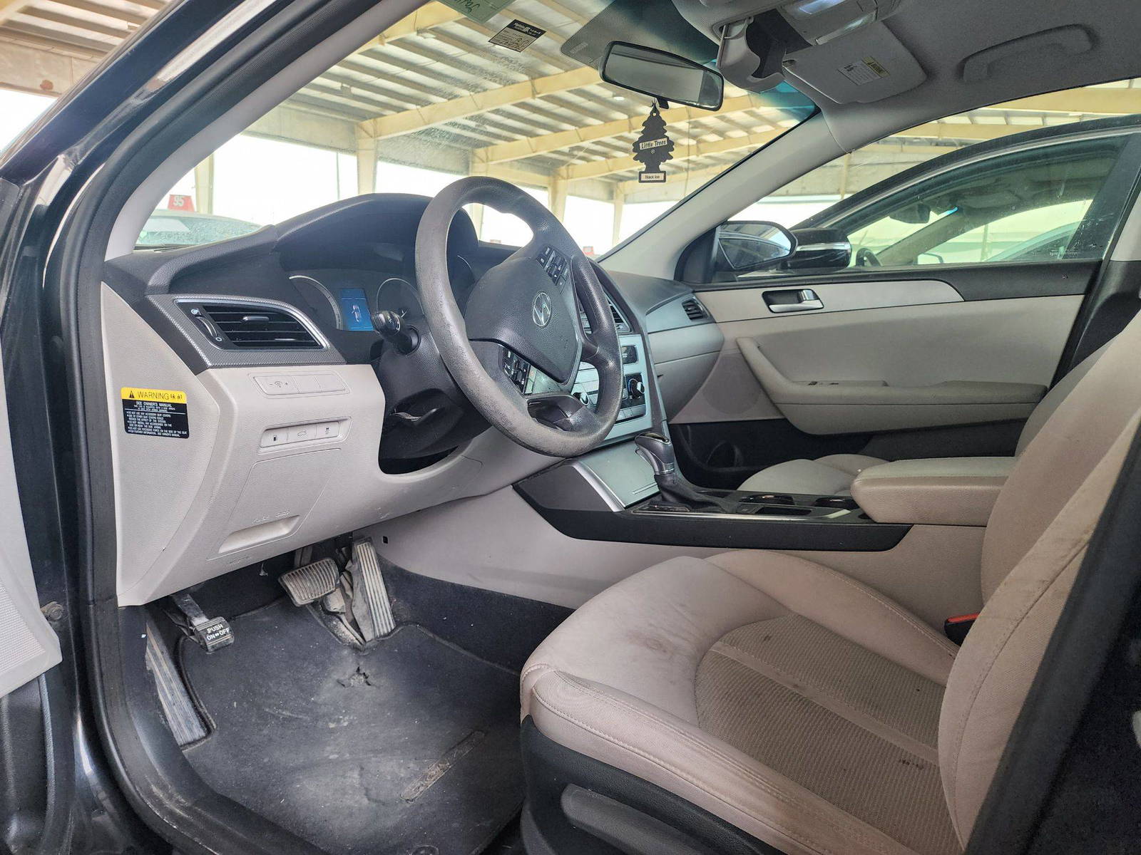 2015 HYUNDAI SONATA — 209706 Miles — Lot 20468 — Souq - Marhaba Auctions Used Cars - Image 6