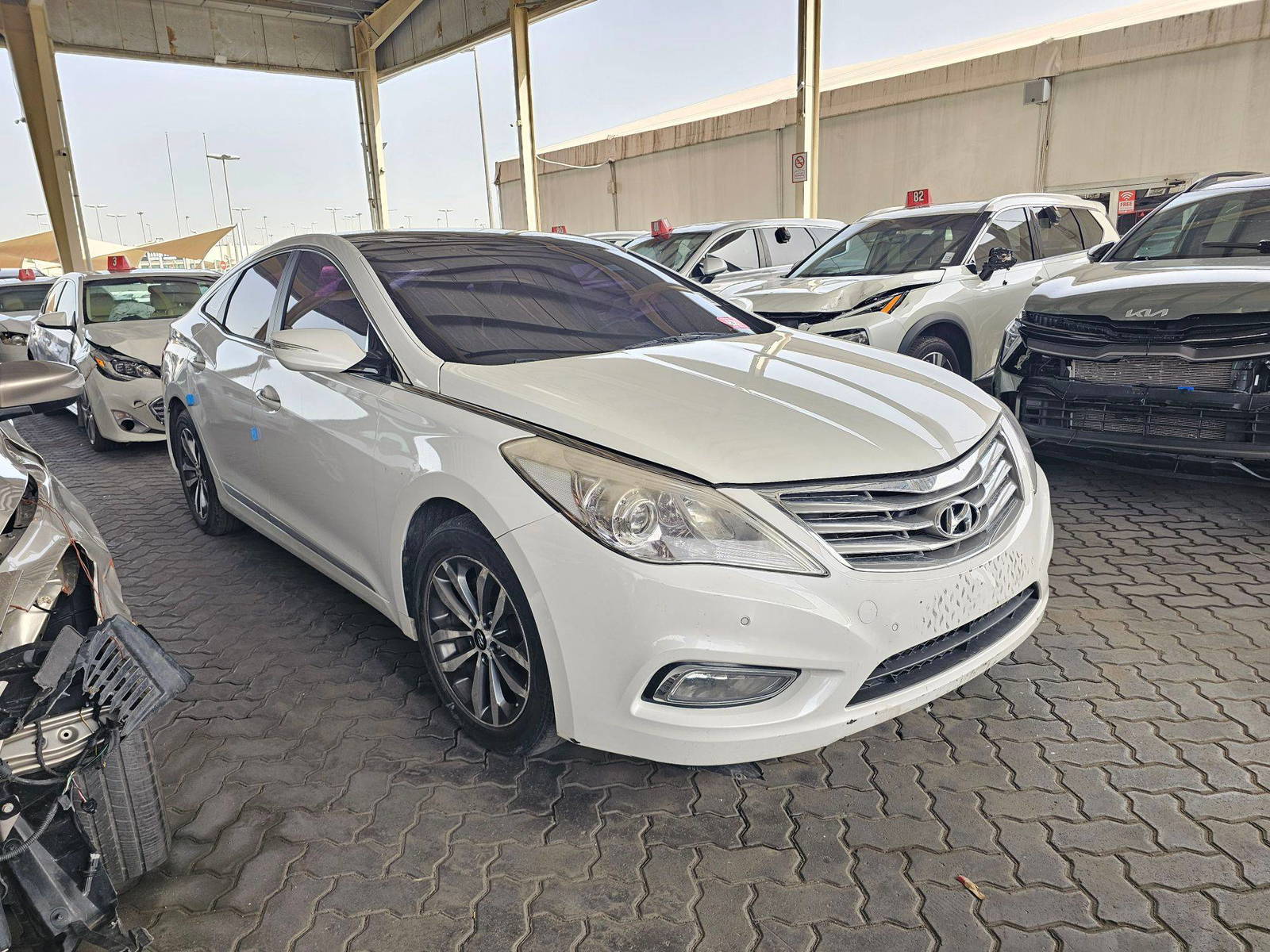 HYUNDAI GRANDEUR 2012 - Marhaba Auction Used Cars - Image 4