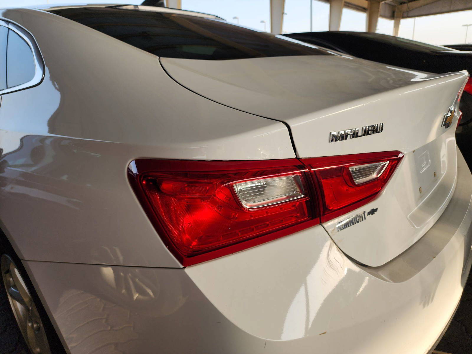 2017 CHEVROLET MALIBU — 94743 Miles — Lot 46001034 — Souq - Marhaba Auctions Used Cars - Image 9