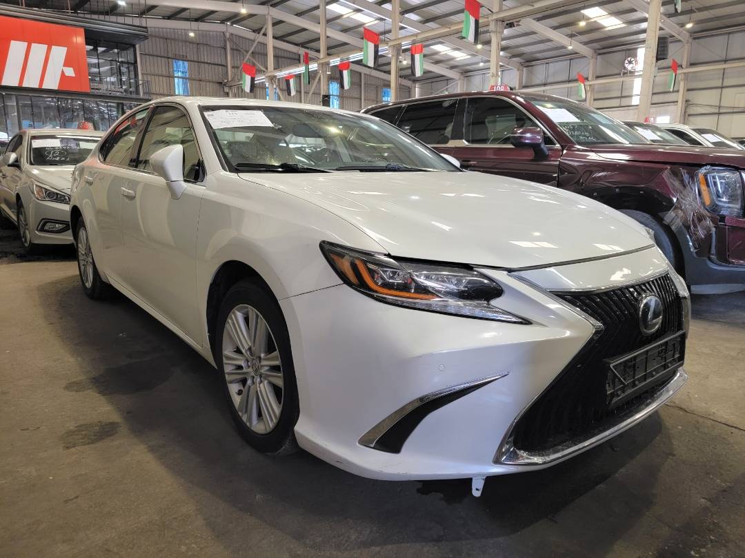 2015 LEXUS ES 350 — 102077 Miles — Lot 4F2161779 — Main - Marhaba Auctions Used Cars - Image 4