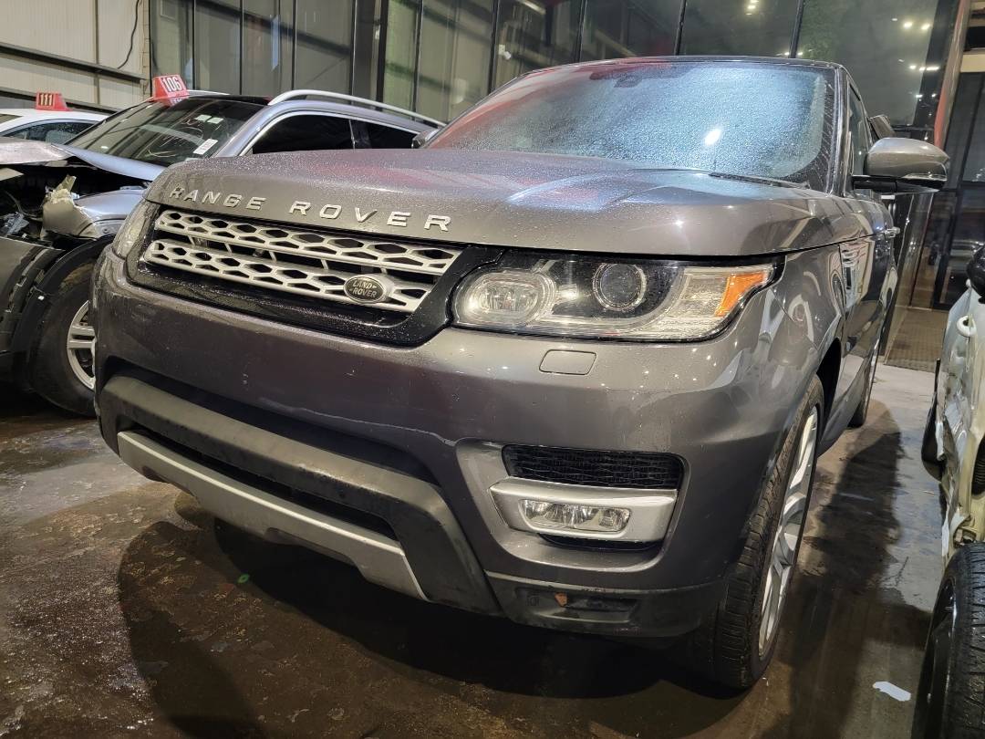 LAND ROVER RANGE ROVER SPORT HSE 2015 - Marhaba Auction Used Cars - Image 10