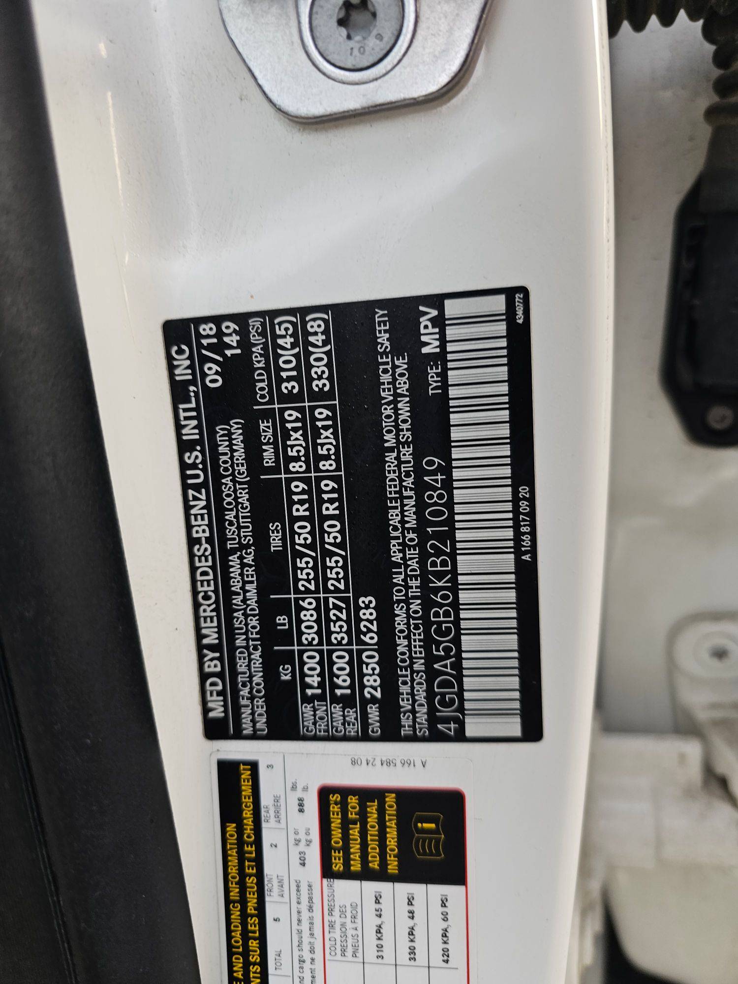 MERCEDES BENZ GLE 400 2019 - Marhaba Auction Used Cars - Image 10