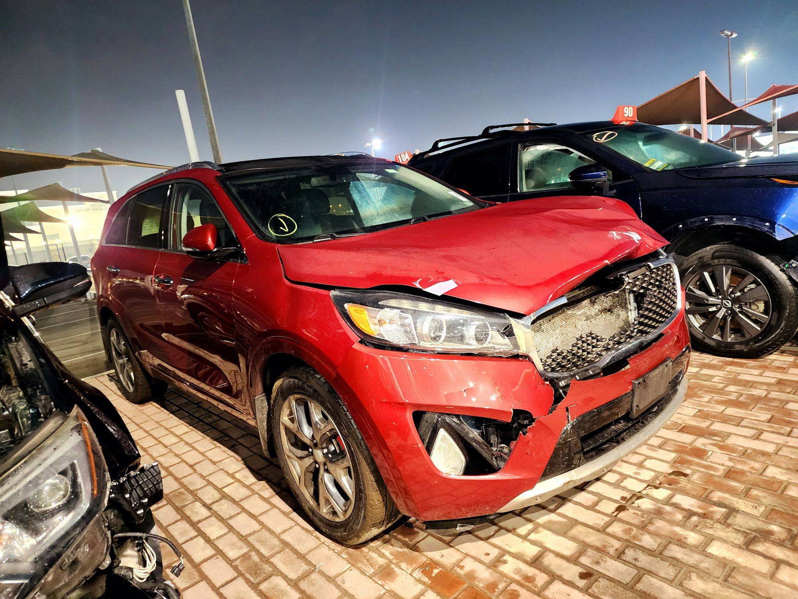 2017 KIA SORENTO — 167361 Miles — Lot G304181 — Souq - Marhaba Auctions Used Cars - Image 4