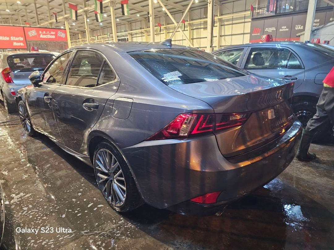 2014 LEXUS IS 250 — 179781 Miles — Lot E5003275 — Main - Marhaba Auctions Used Cars - Image 4