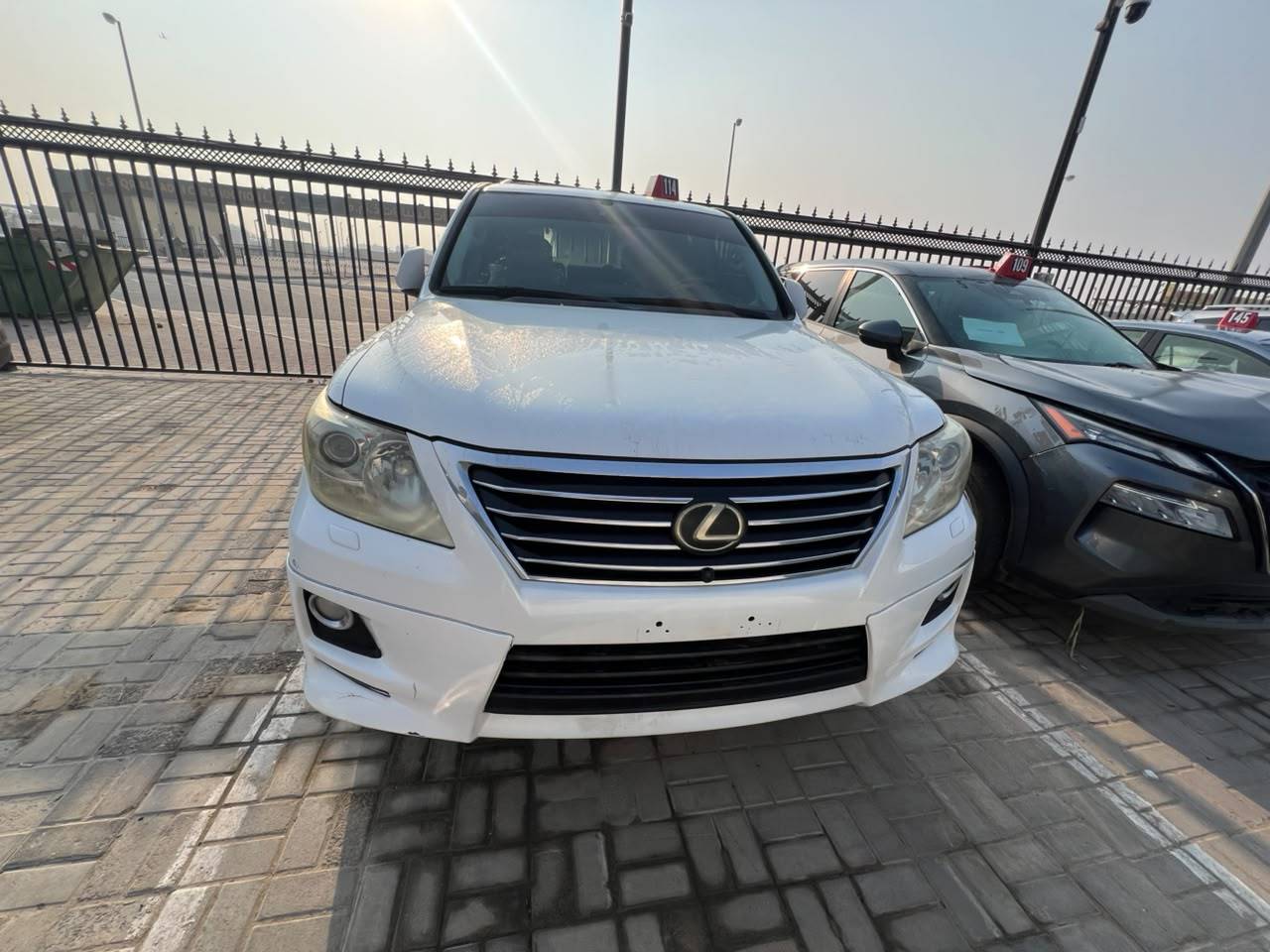 2011 LEXUS LX 570 — 429037 KM — Lot 4069473 - Marhaba Auctions Used Cars - Image 11