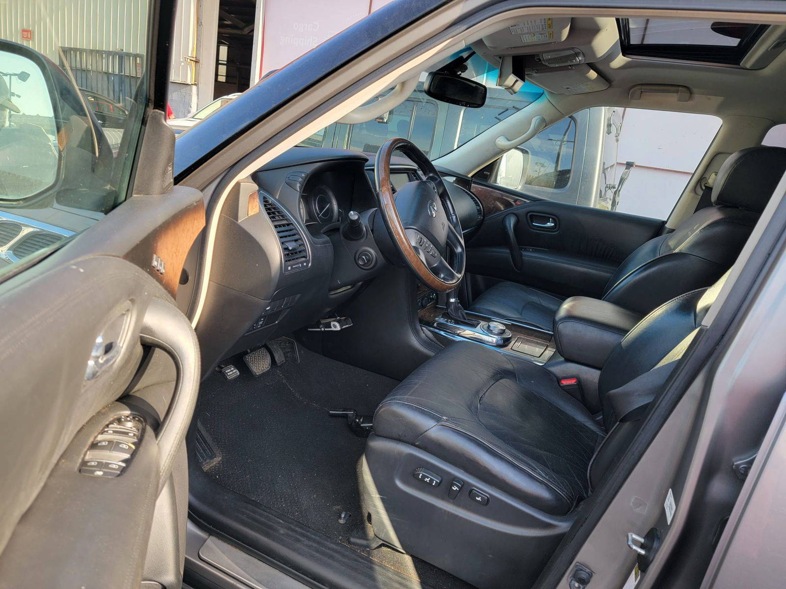 INFINITI QX80 2014 - Marhaba Auction Used Cars - Image 10