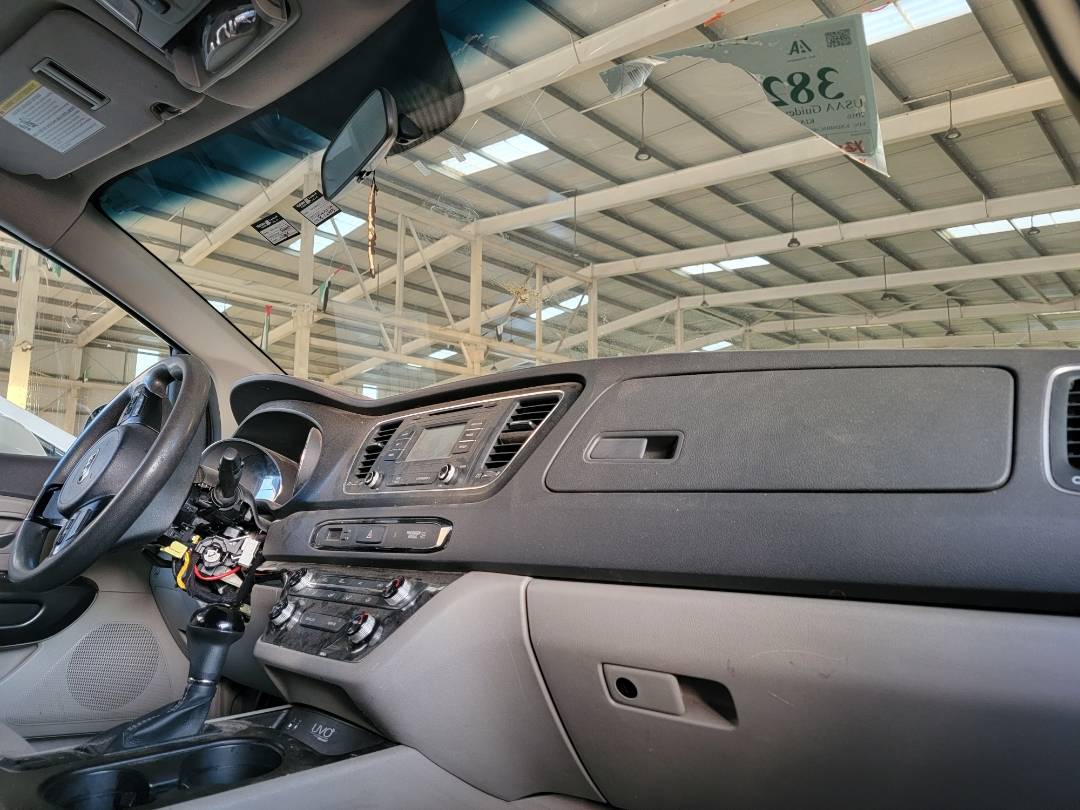 2016 KIA SEDONA — 87245 Miles — Lot 38205254 - Marhaba Auctions Used Cars - Image 5