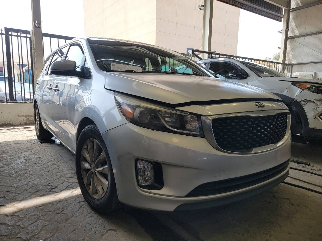 2015 KIA SEDONA — 167249 Miles — Lot 48714634 — Main - Marhaba Auctions Used Cars - Image 4