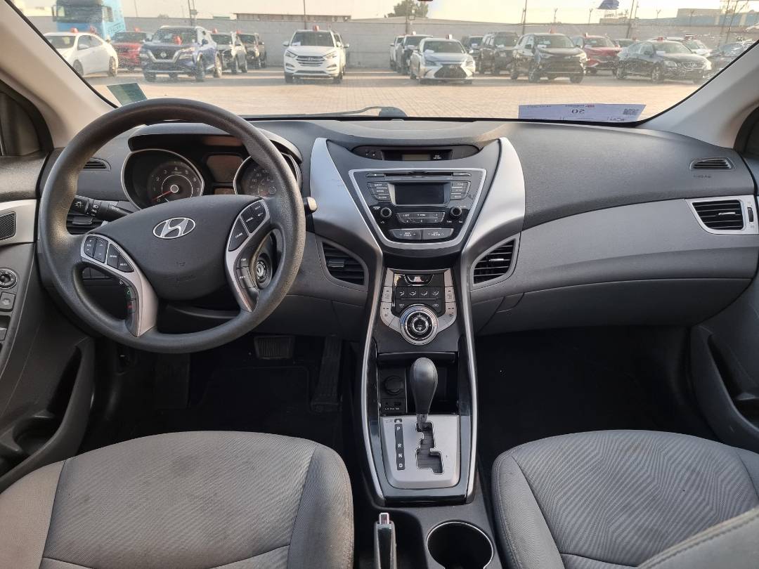 2013 HYUNDAI ELANTRA — 204458 KM — Lot 80296194 — Ind. 12 - Marhaba Auctions Used Cars - Image 7