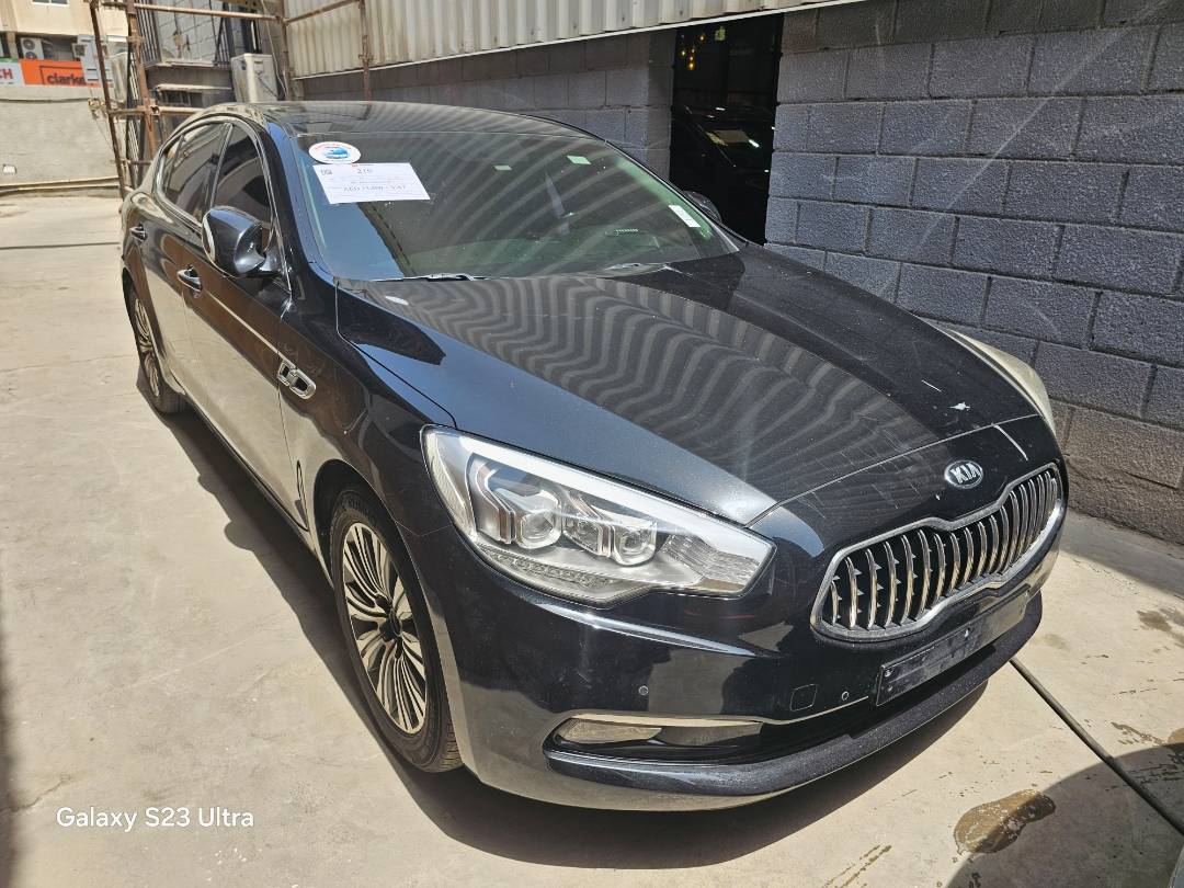 2014 KIA K9 — 172276 KM — Lot 013659 — Main - Marhaba Auctions Used Cars - Image 6