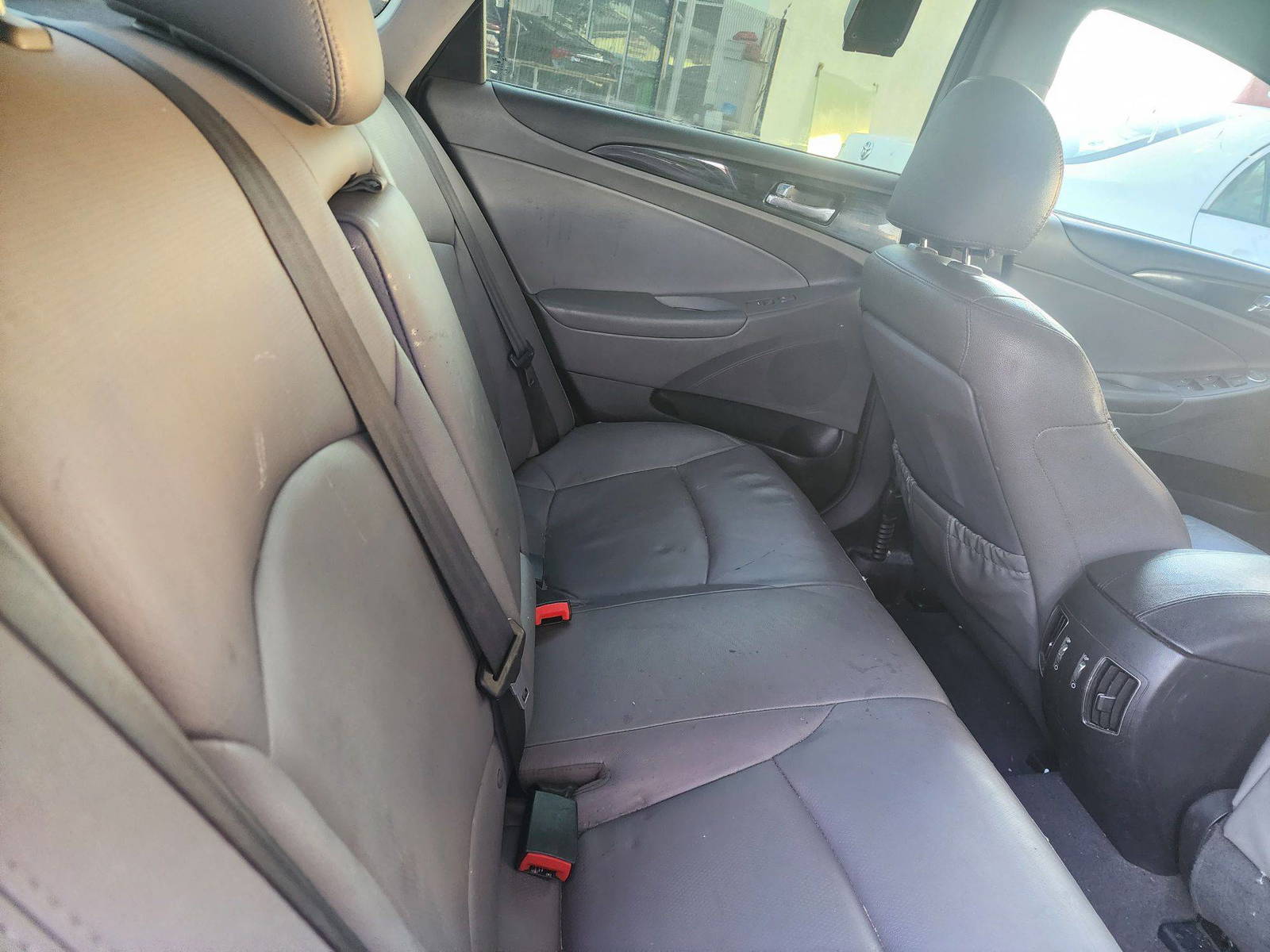 2011 HYUNDAI SONATA — 165926 Miles — Lot 65367443 - Marhaba Auctions Used Cars - Image 9