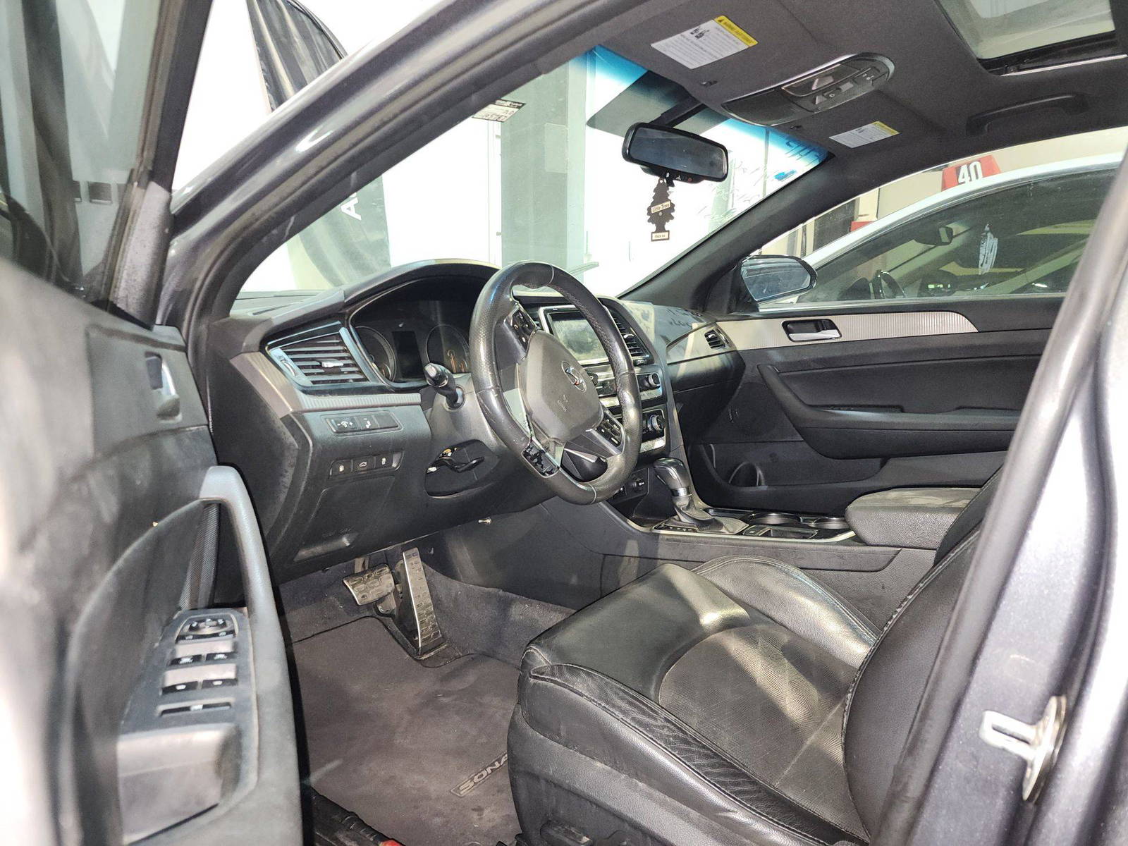2018 HYUNDAI SONATA — 105787 Miles — Lot 41269247 — Souq - Marhaba Auctions Used Cars - Image 7