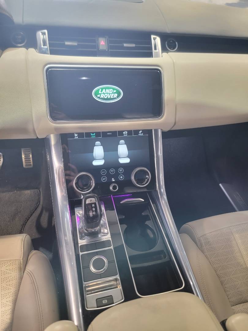 2019 LAND ROVER ROVER SPORT HSE — 156383 KM — Lot 35618885 — Souq - Marhaba Auctions Used Cars - Image 10