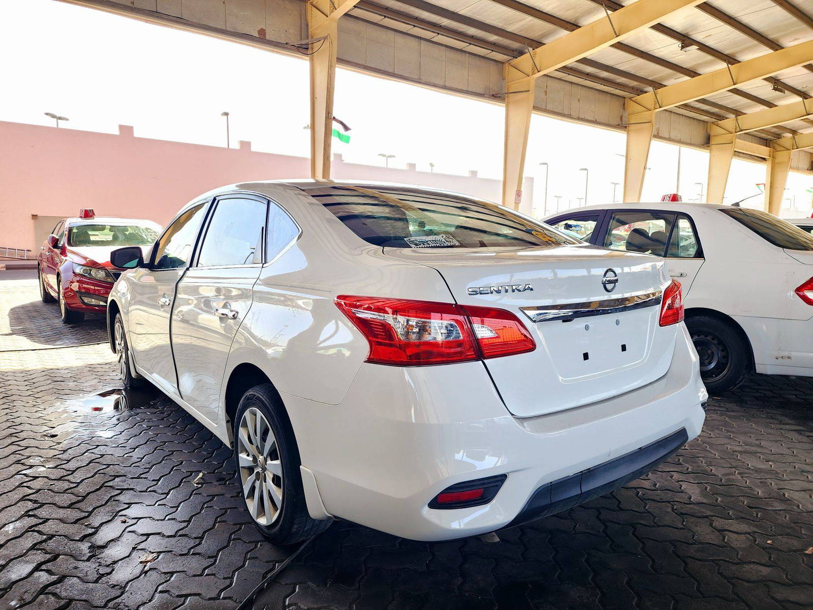 2018 NISSAN SENTRA — 72390 Miles — Lot 40173435 — Souq - Marhaba Auctions Used Cars - Image 4