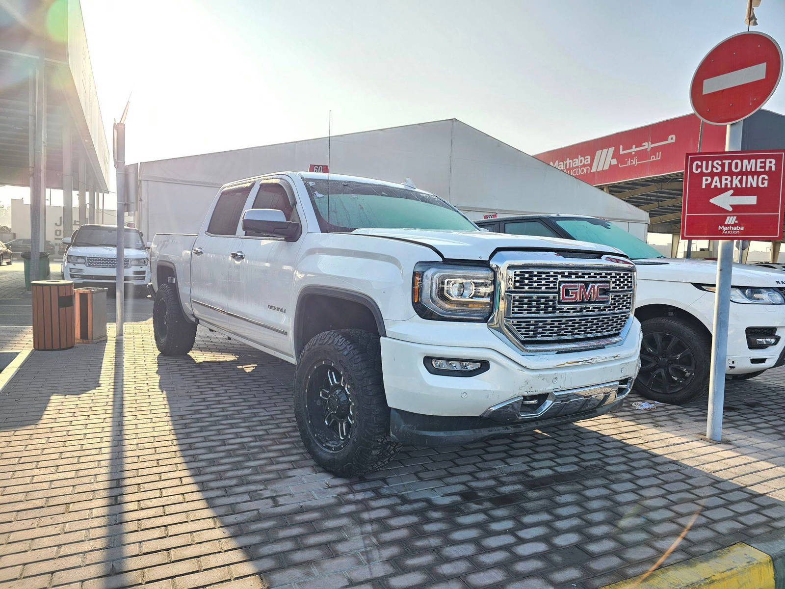 GMC SIERRA, K1500 DENALI 2017 - Marhaba Auction Used Cars - Image 3