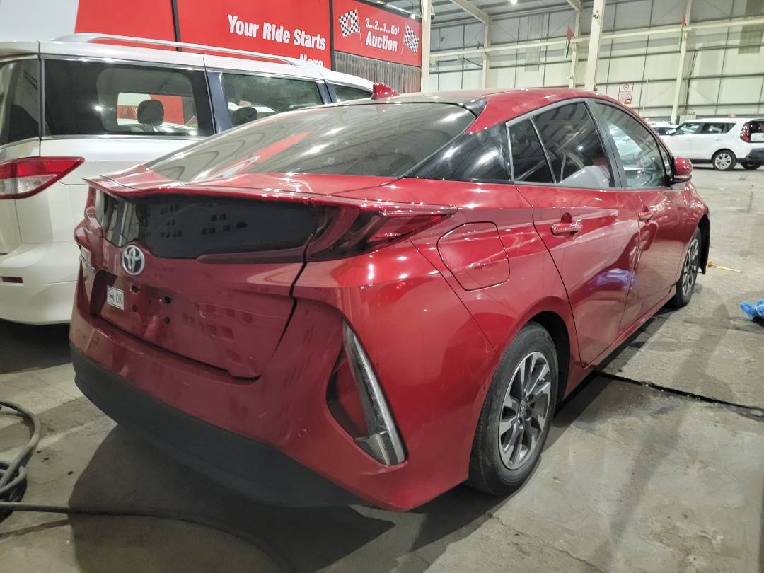 2021 TOYOTA PRIUS — 99565 KM — Lot 3195399 — Main - Marhaba Auctions Used Cars - Image 3