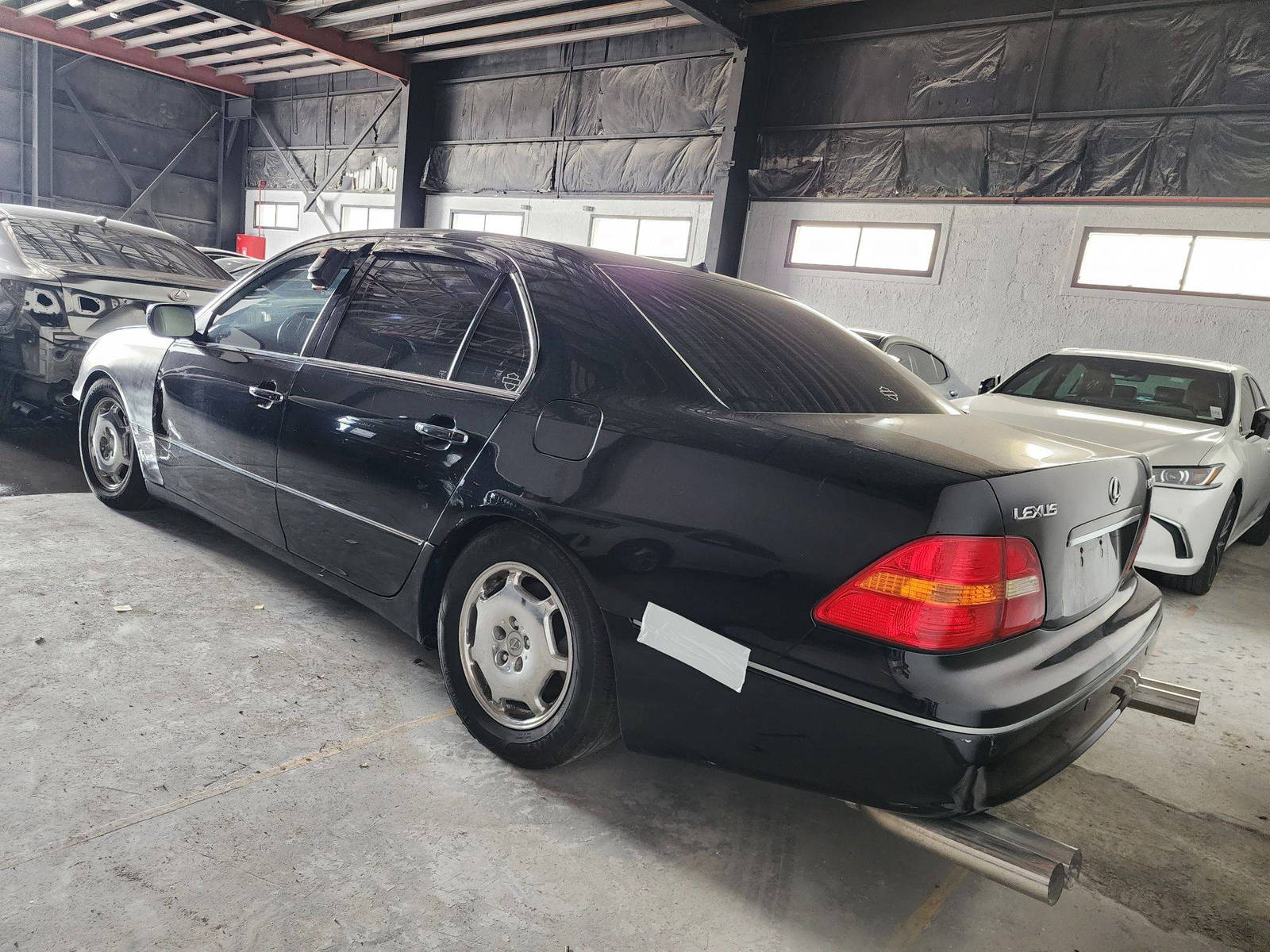 2001 LEXUS LS 430 — 154960 Miles — Lot 49551 — Main - Marhaba Auctions Used Cars - Image 4