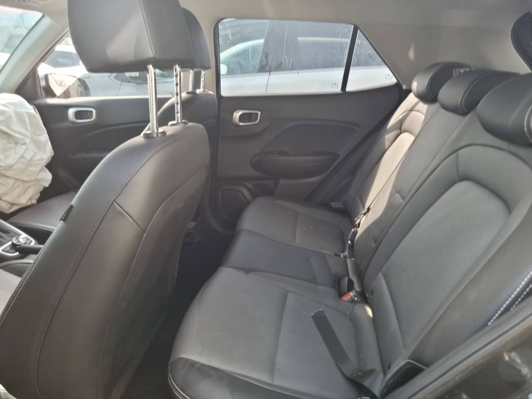2022 HYUNDAI VENUE SEL — 95140 KM — Lot 214587 — Main - Marhaba Auctions Used Cars - Image 7