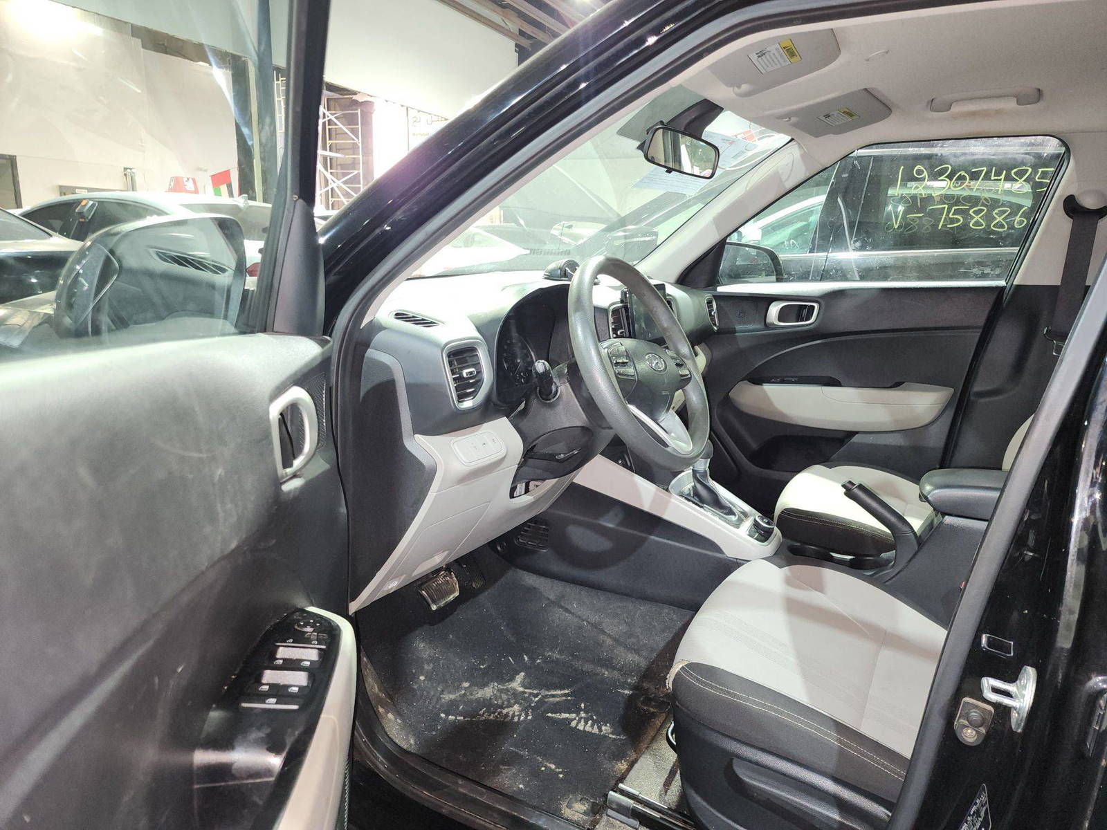 2020 HYUNDAI VENUE SEL — 124385 Miles — Lot 038724 — Main - Marhaba Auctions Used Cars - Image 9