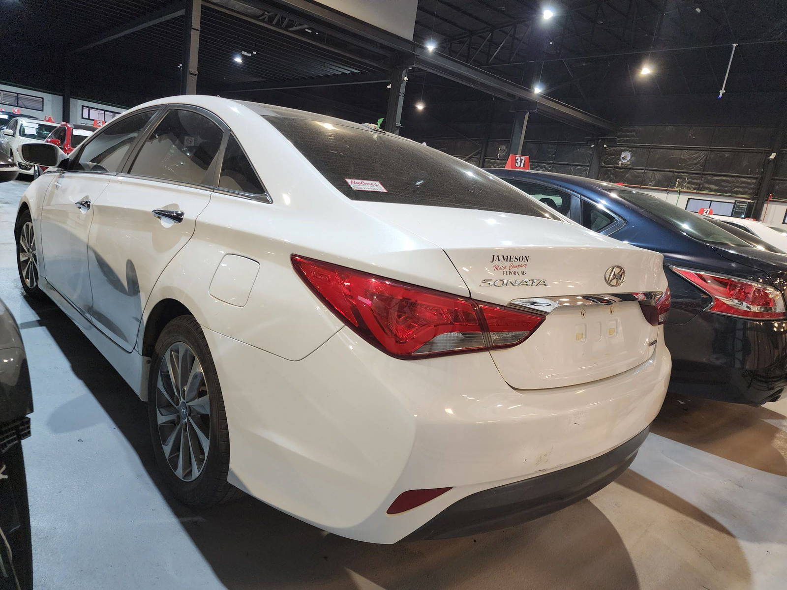2014 HYUNDAI SONATA — 264446 Miles — Lot 39875371 — Al Quoz - Marhaba Auctions Used Cars - Image 3