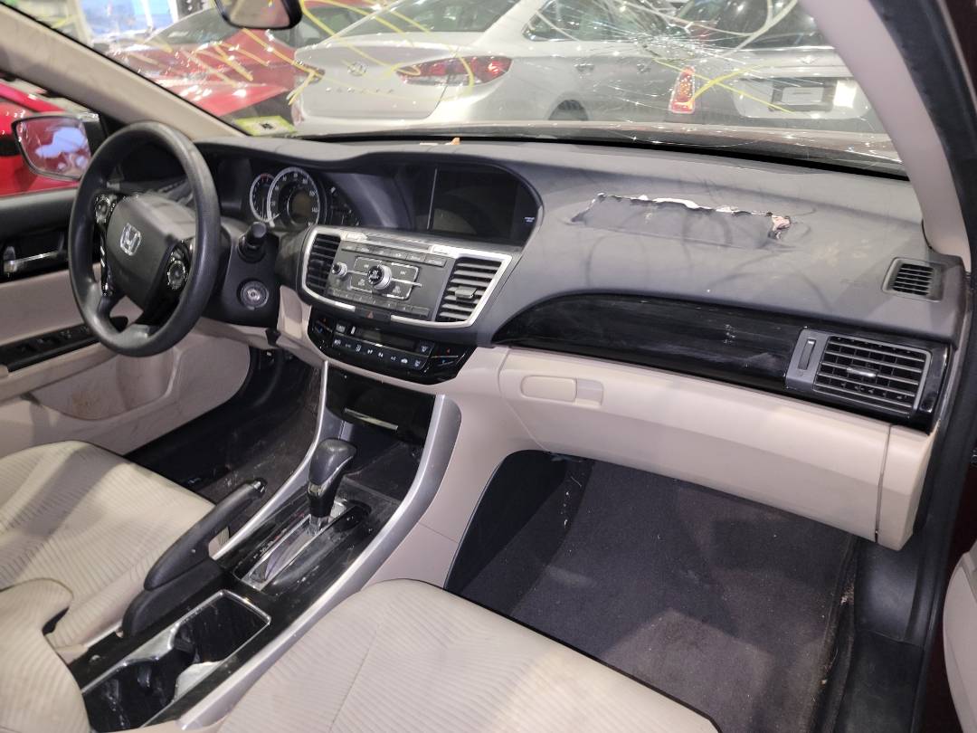 2016 HONDA ACCORD — 102178 Miles — Lot 206897 - Marhaba Auctions Used Cars - Image 6
