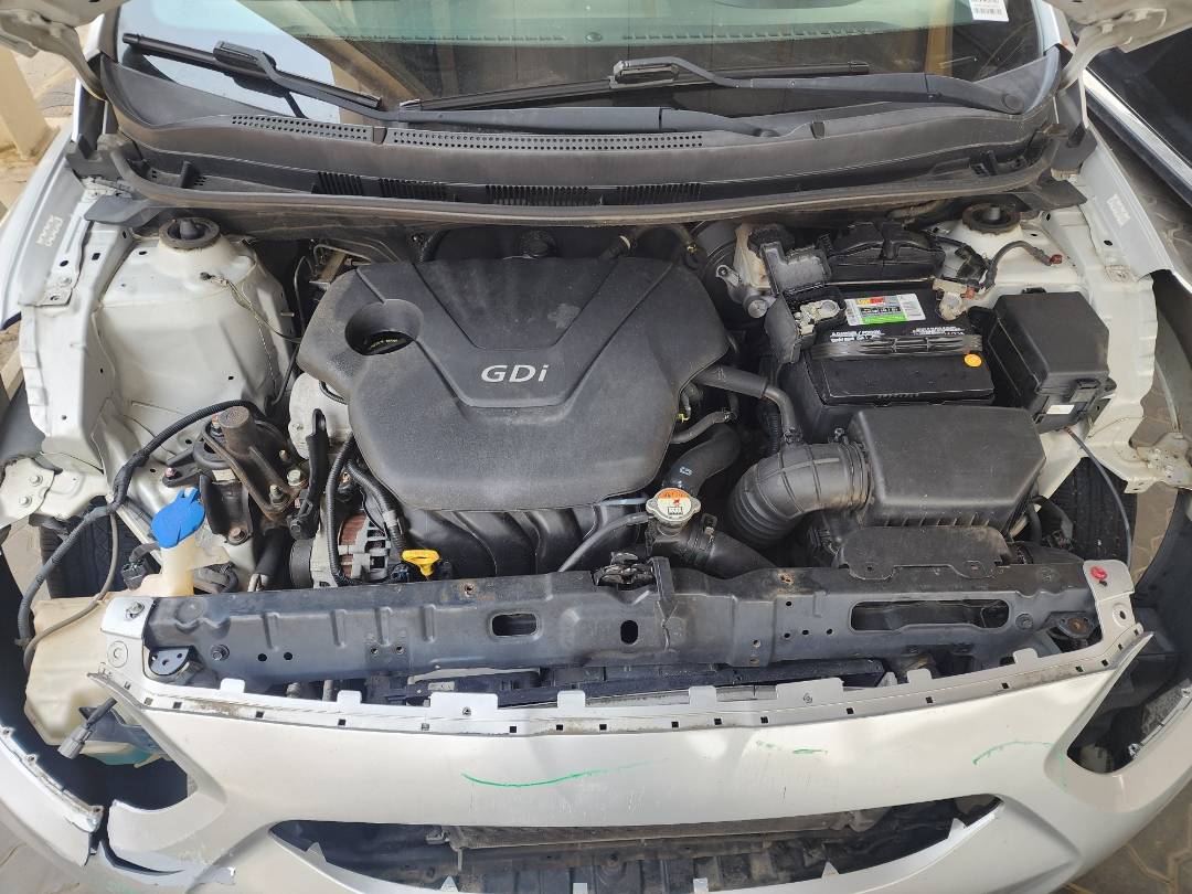2014 HYUNDAI ACCENT — 186254 Miles — Lot 40837004 — Souq - Marhaba Auctions Used Cars - Image 9