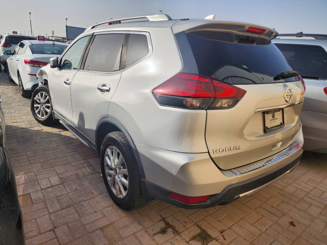 NISSAN ROGUE