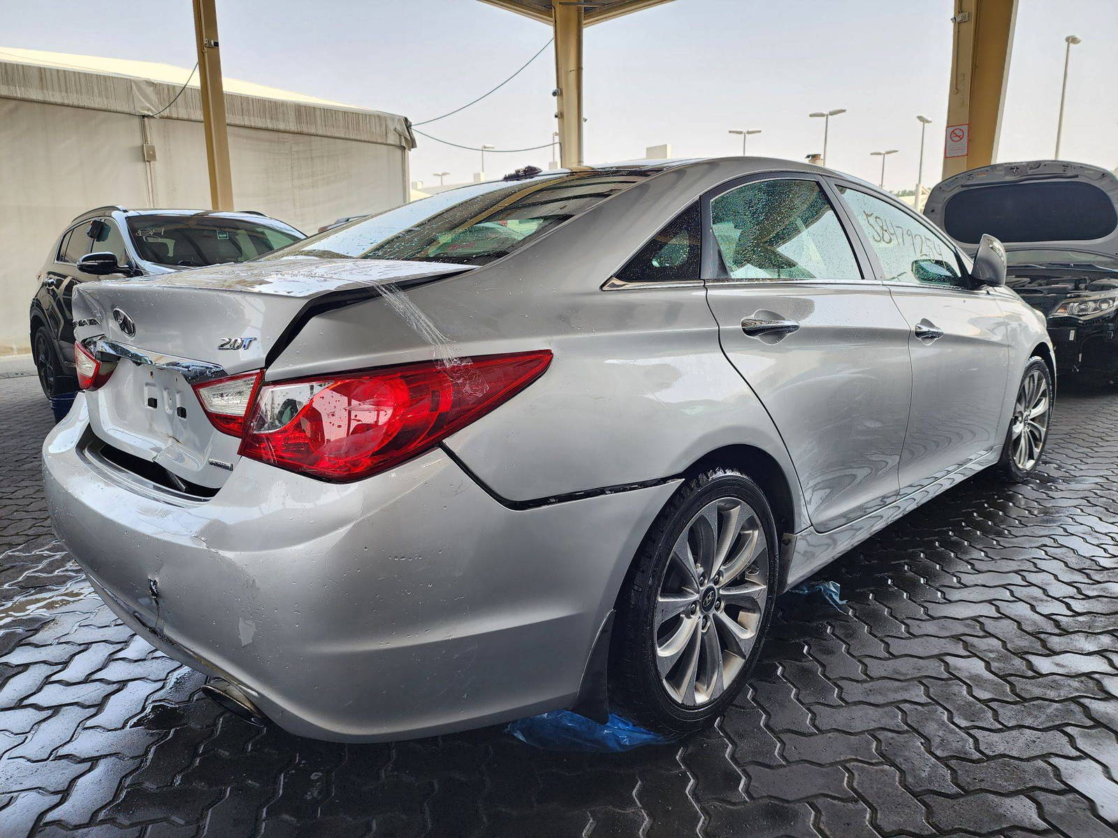 2012 HYUNDAI SONATA — 155389 Miles — Lot 58479254 — Souq - Marhaba Auctions Used Cars - Image 4