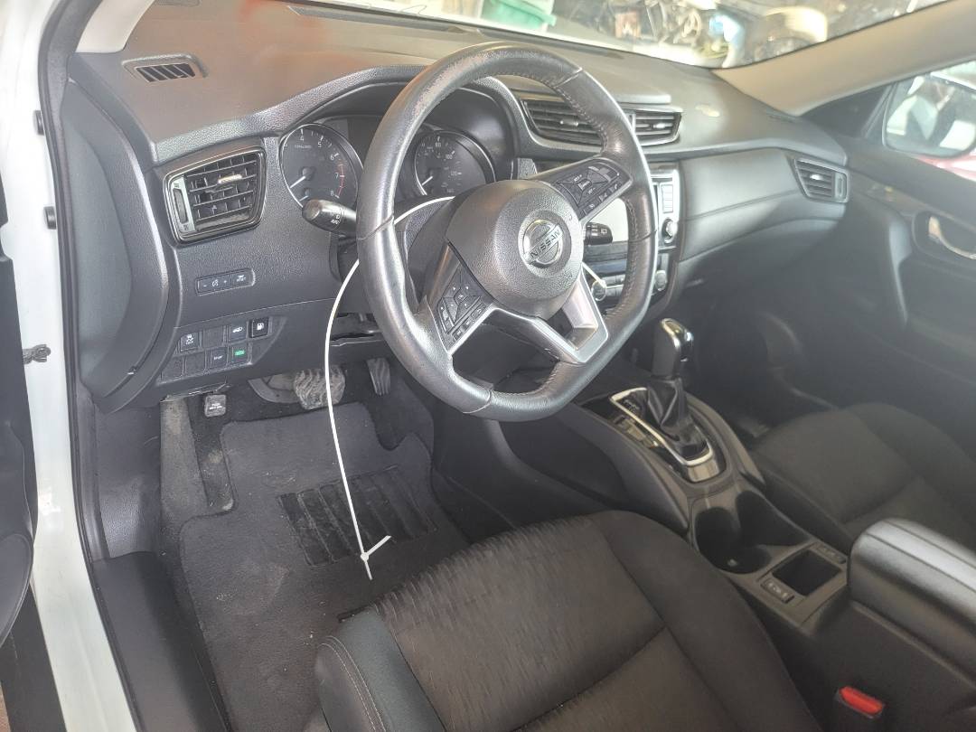 2018 NISSAN ROGUE — 172332 Miles — Lot JP524844 — Main - Marhaba Auctions Used Cars - Image 9