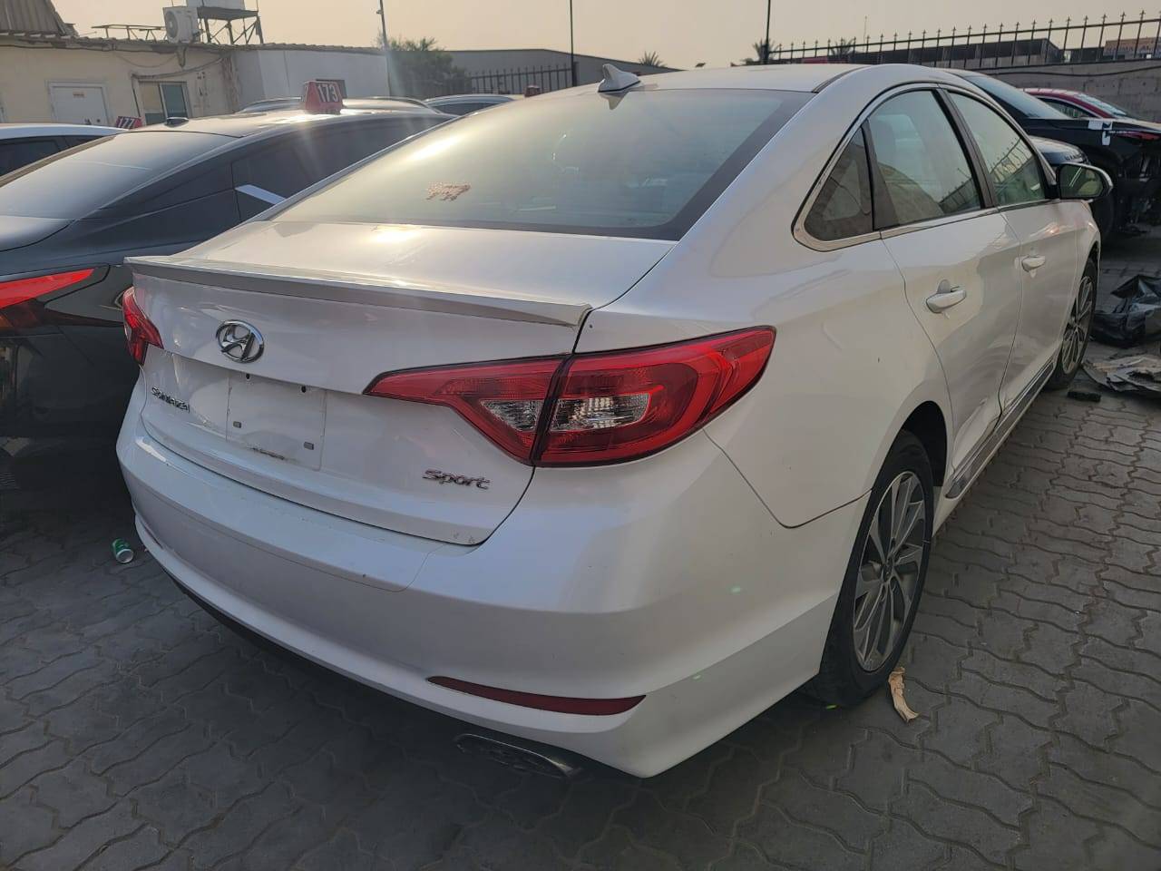 2016 HYUNDAI SONATA — 81156 Miles — Lot GH295645 — Main - Marhaba Auctions Used Cars - Image 5