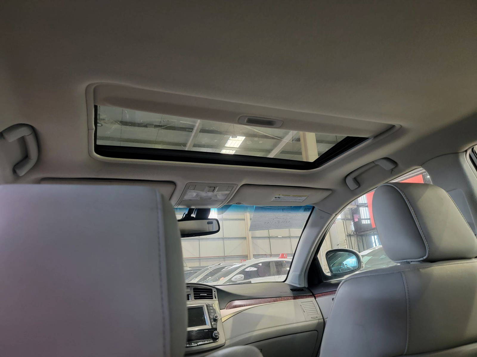 TOYOTA AVALON 2011 - Marhaba Auction Used Cars - Image 10