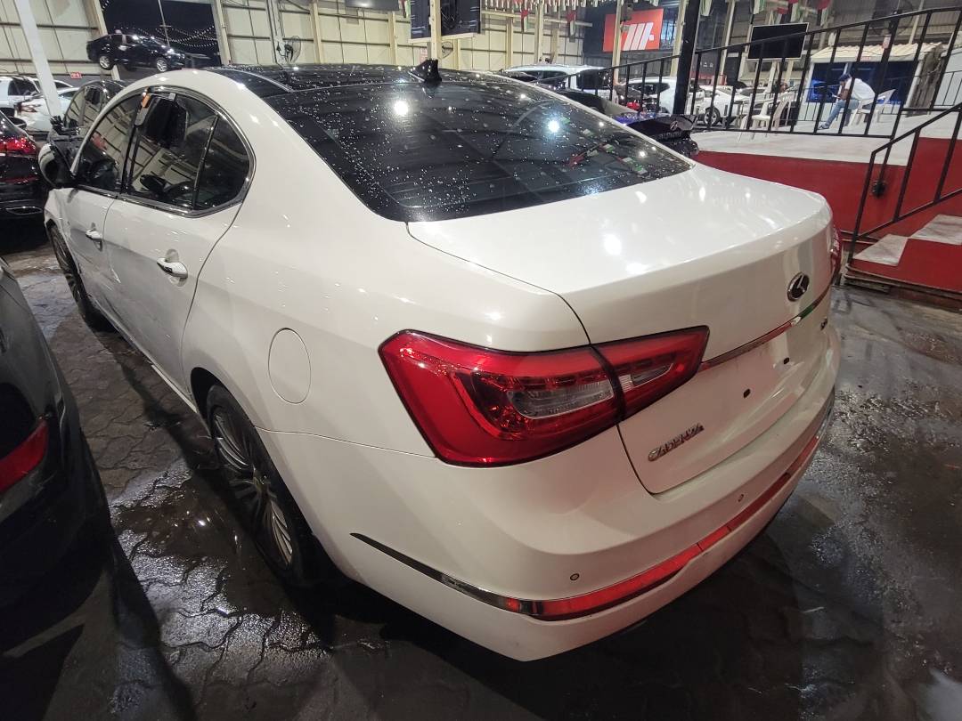 2014 KIA CADENZA — 164612 Miles — Lot 148948 — Main - Marhaba Auctions Used Cars - Image 4
