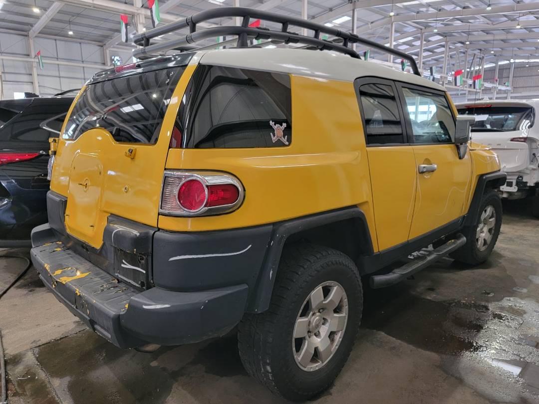 2007 TOYOTA FJ CRUISER — 158284 Miles — Lot 0081900 - Marhaba Auctions Used Cars - Image 4