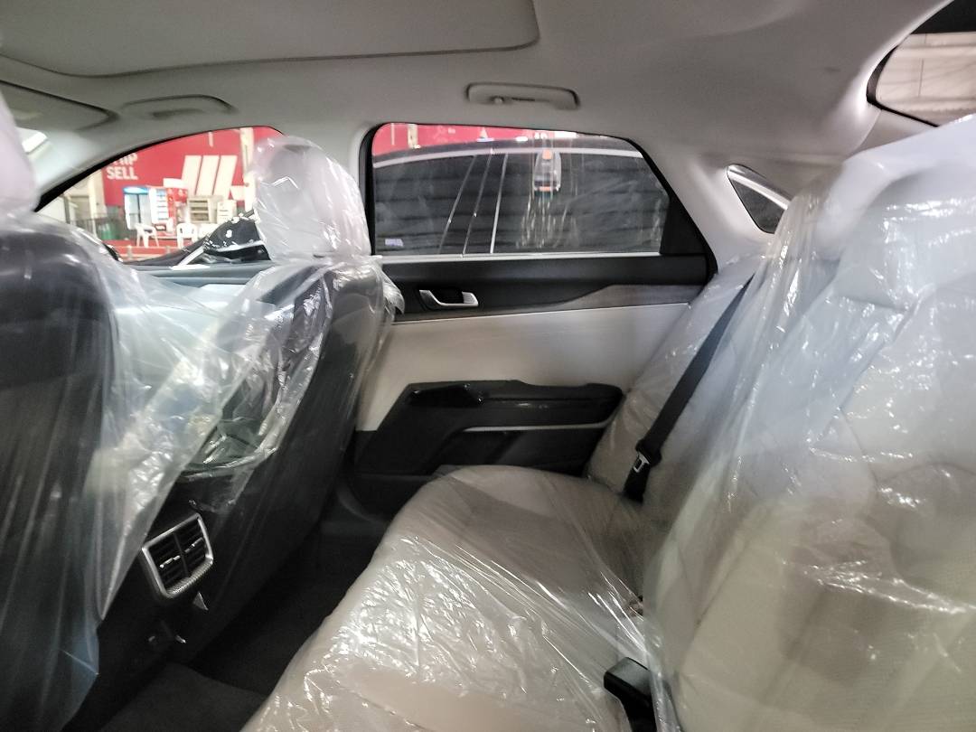 2021 KIA K5 — 20218 Miles — Lot 069458 — Main - Marhaba Auctions Used Cars - Image 7