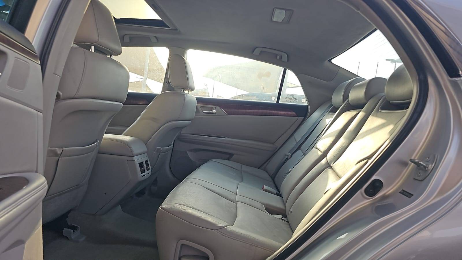 TOYOTA AVALON 2011 - Marhaba Auction Used Cars - Image 7