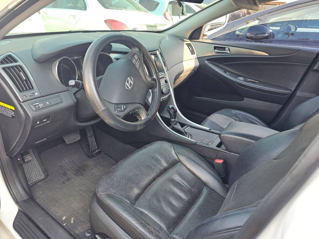 2014 HYUNDAI SONATA — 215213 KM — Lot 095881 — Main - Marhaba Auctions Used Cars - Image 7
