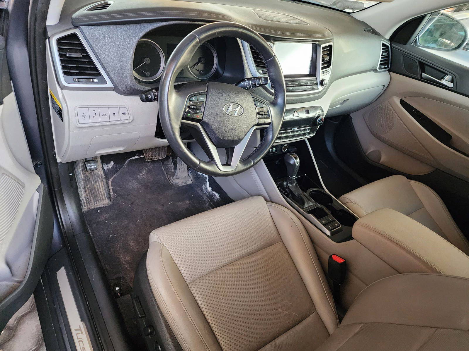 2016 HYUNDAI TUCSON — 86079 KM — Lot 54769563 - Marhaba Auctions Used Cars - Image 9